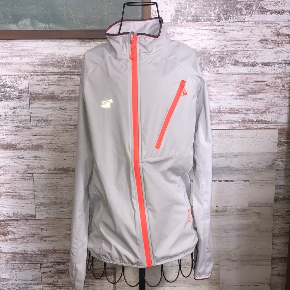 Environmental friendly eco 2117 of Sweden size 38 running jacket windbreaker​​